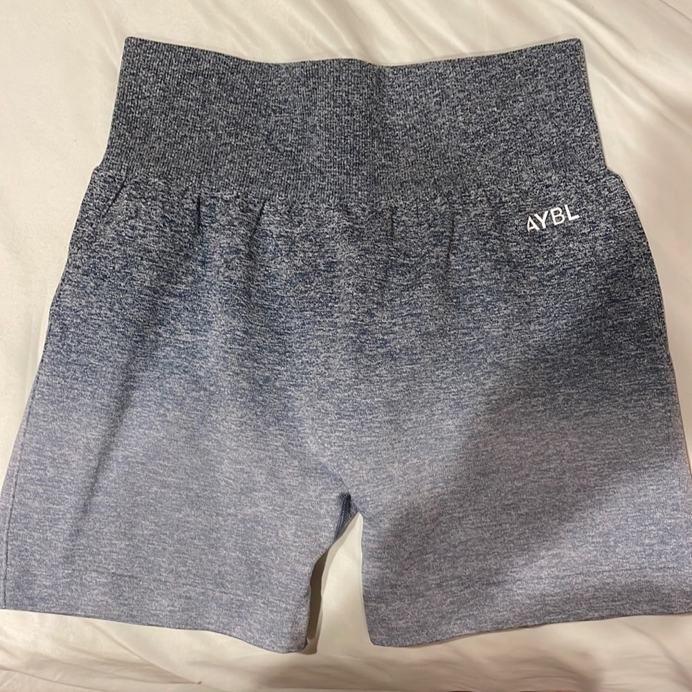 AYBL pulse seamless shorts